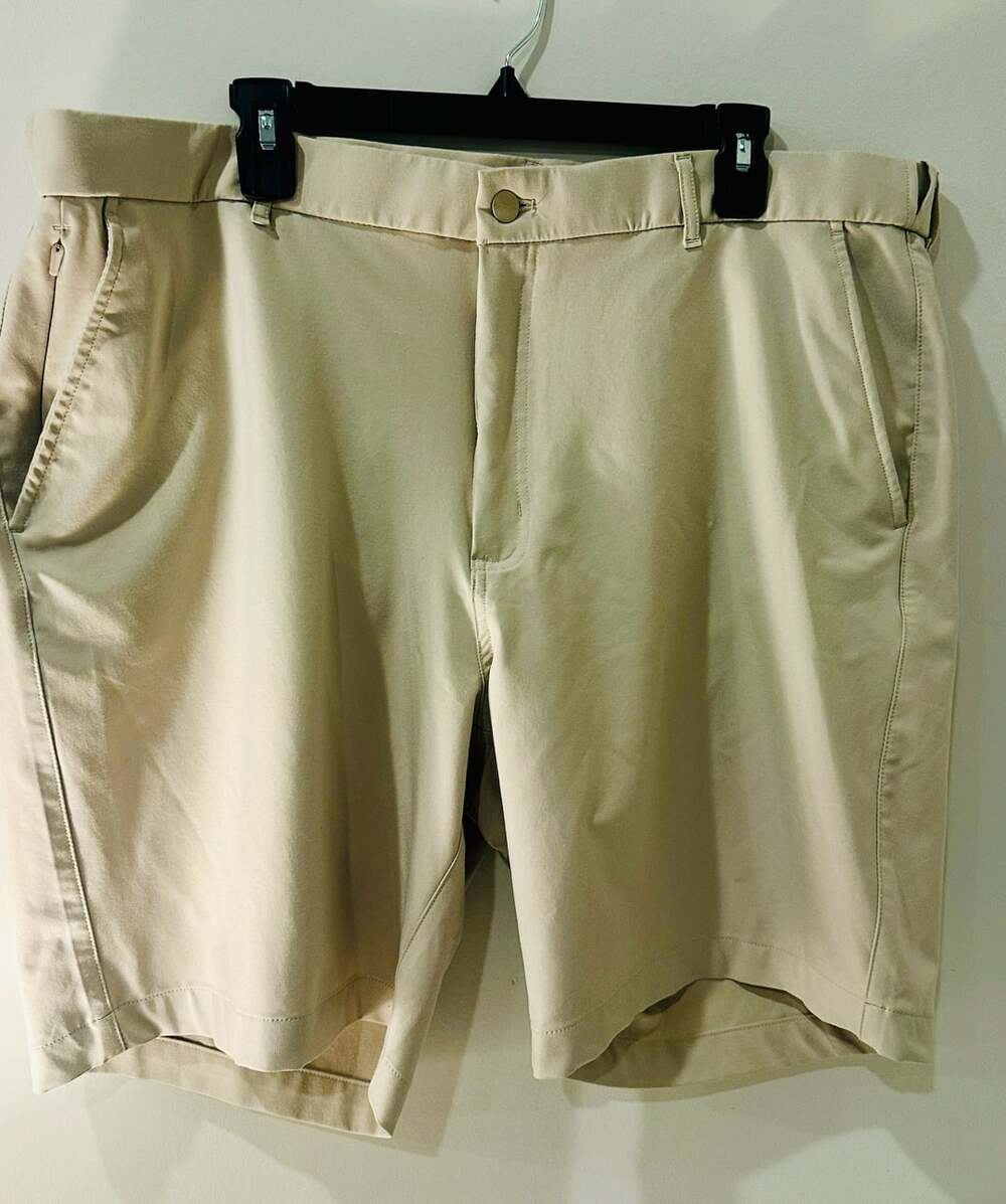 Greg Norman Golf Shorts Size 40 Khaki Polyester Blend